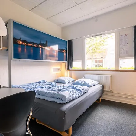 ダンホステル *