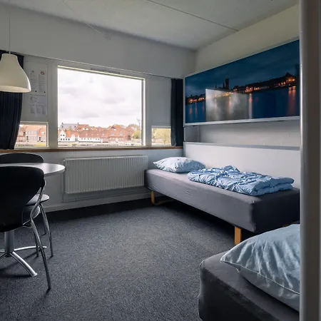 Vandrarhem Danhostel *