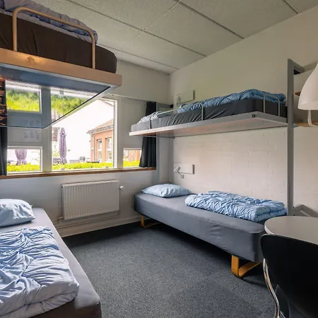 ダンホステル *